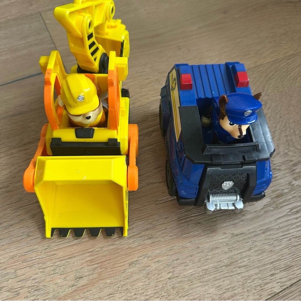 PAW Patrol Chase and Rubble Police and Construction Trucks